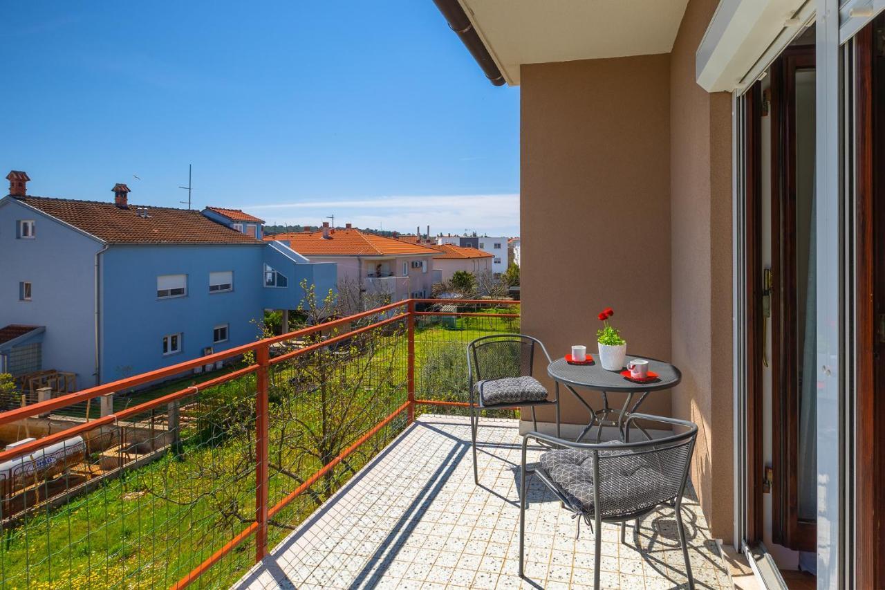 Apartament Christina *